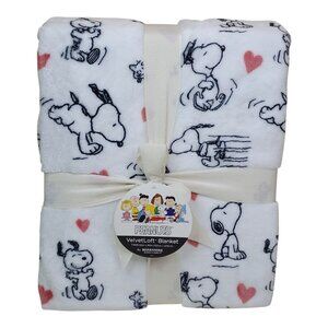 Peanuts Snoopy VelvetLoft Twin Blanket Berkshire 60"x90" Plush Hearts Valentines